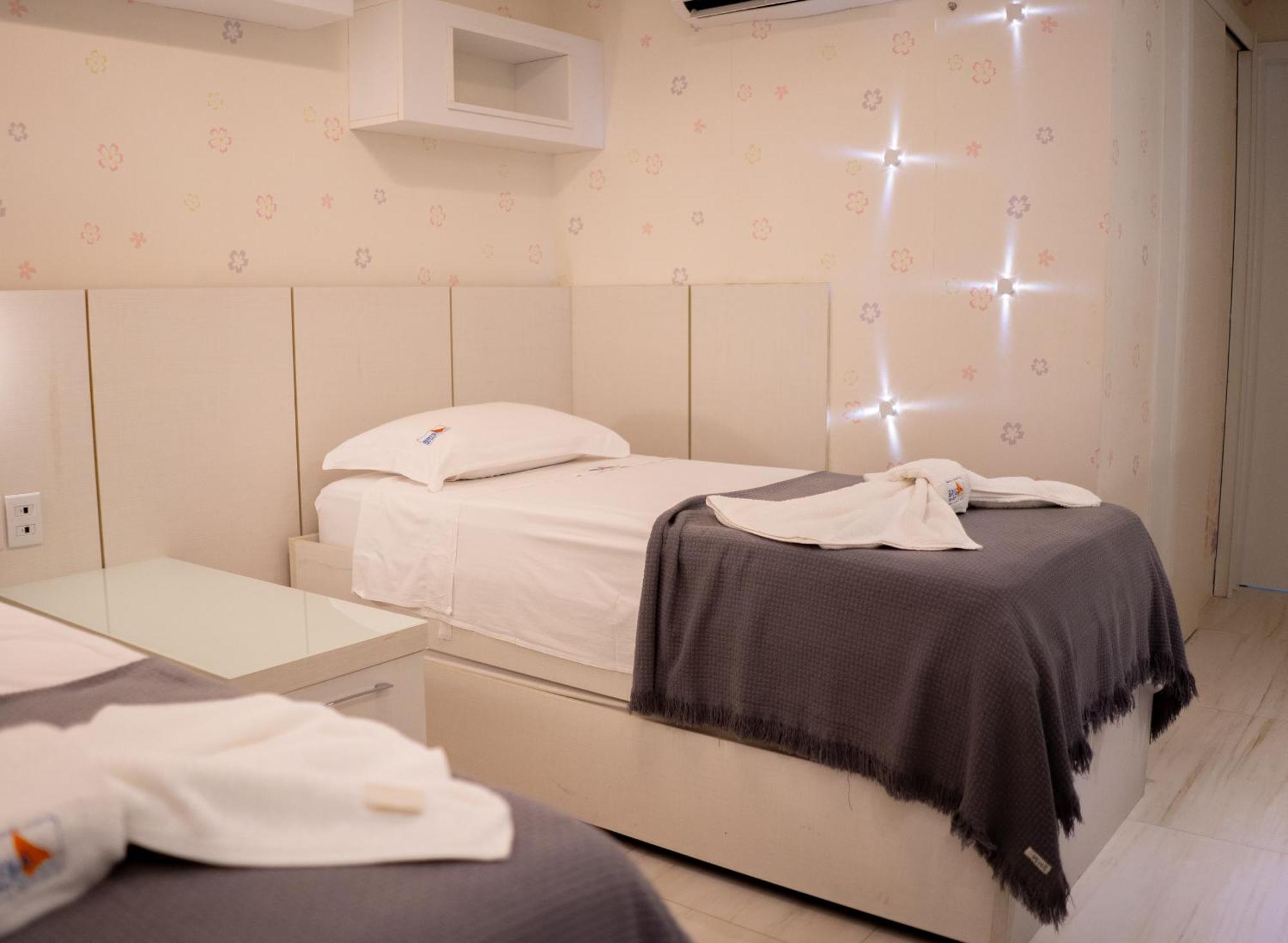 Golf Ville Resort Brisa Do Golf -Apartamentos E Cobertura アキラス エクステリア 写真